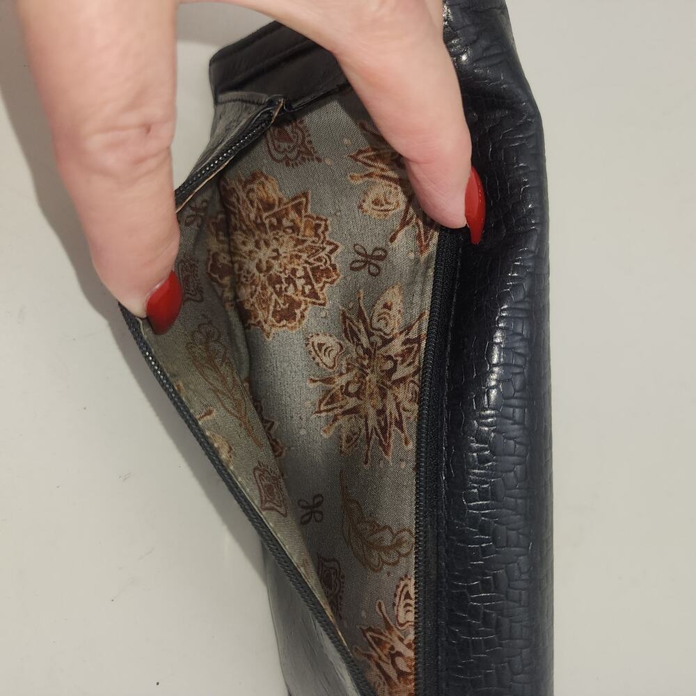 Hobo International Wallet Black  Embossed Quilted Leather Trifold - Picture 5 of 13